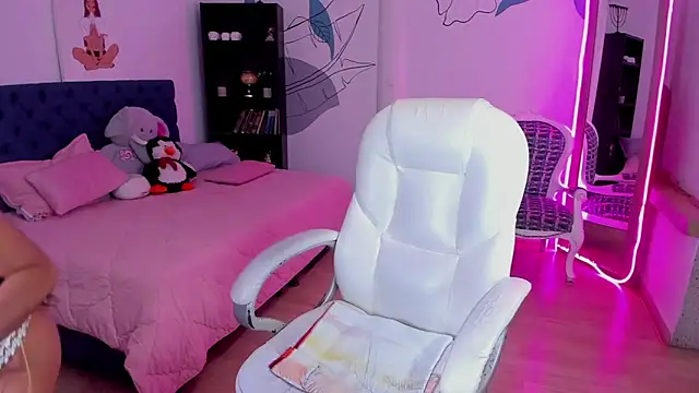 Dana Paula online show from 04-26-26, 05:21