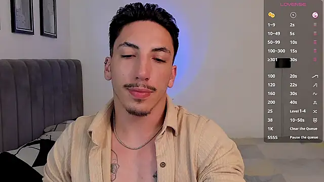 dylanspencer28 online show from 03-03-25, 10:42