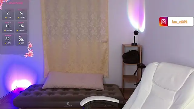 isabella1616 online show from 12-21-25, 12:07