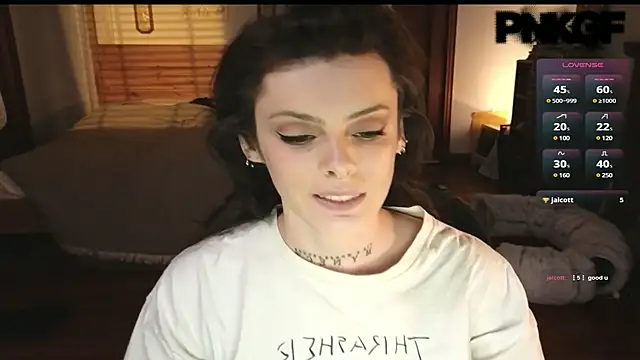 Snapshot of bunnierotten chatting on 02-13-25, 09:27 bunnierotten online show from 02-13-25, 09:27