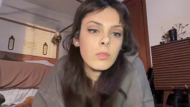 Snapshot of bunnierotten chatting on 02-20-25, 02:07 bunnierotten online show from 02-20-25, 02:07