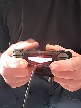 Snapshot of almighty_d chatting on 02-12-25, 10:26 almighty d online show from 02-12-25, 10:26