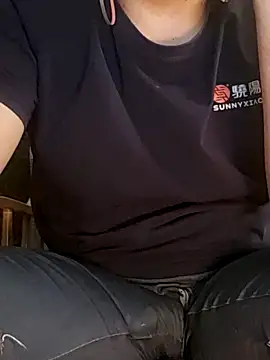 Snapshot of almighty_d chatting on 02-21-25, 08:07 almighty d online show from 02-21-25, 08:07