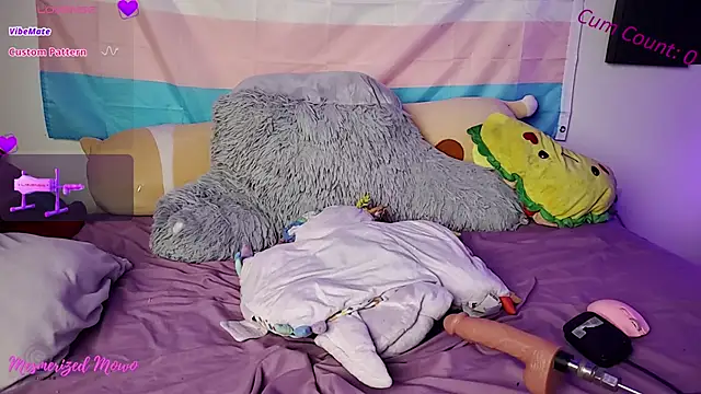 Snapshot of Mesmerized_Mowo chatting on 02-27-26, 01:38 Mesmerized Mowo online show from 02-27-26, 01:38