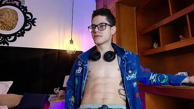 wolfandsky online show from 04-21-26, 11:27