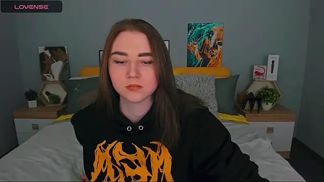 lillyloan4u online show from 04-13-26, 07:30