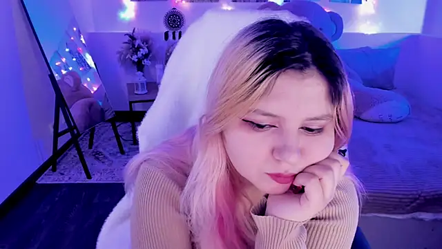 DiaAngell online show from 04-12-26, 08:03