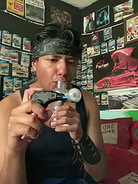 Snapshot of Blade_Ryder666 chatting on 05-08-26, 09:53 Blade Ryder666 online show from 05-08-26, 09:53