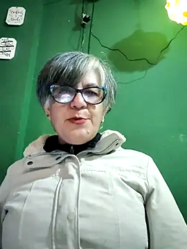 ilonna2025 online show from 10-04-25, 09:07