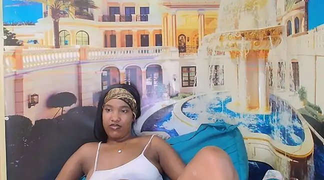 EroticSexyPrada online show from 01-27-25, 08:39