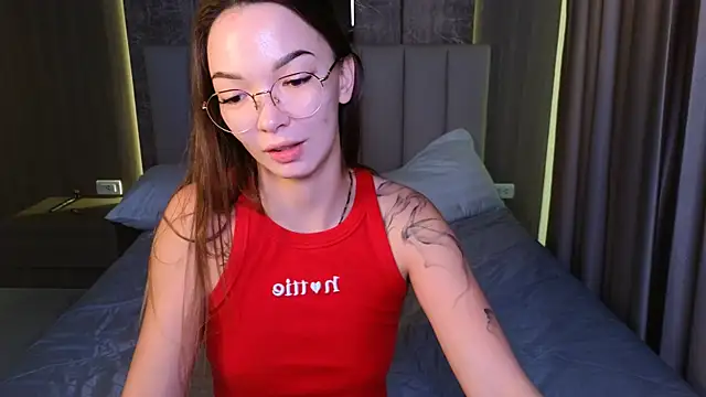 SusannJohnson online show from 04-25-26, 12:35