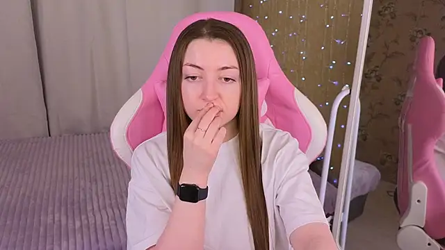 Ann moon   online show from 01-23-25, 03:01