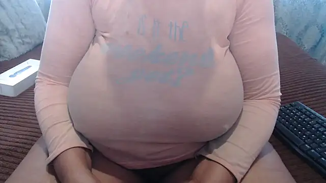 BUBBLYBUNNYxx online show from 05-28-26, 05:16