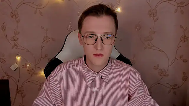 BlondiePrins online show from 01-17-25, 01:24