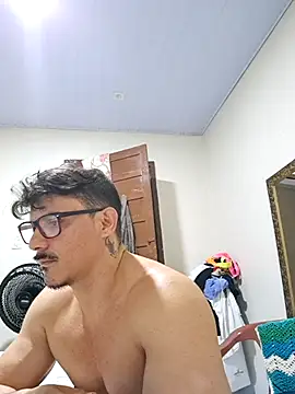 Snapshot of casaputo41 chatting on 02-08-25, 11:45 casaputo41 online show from 02-08-25, 11:45