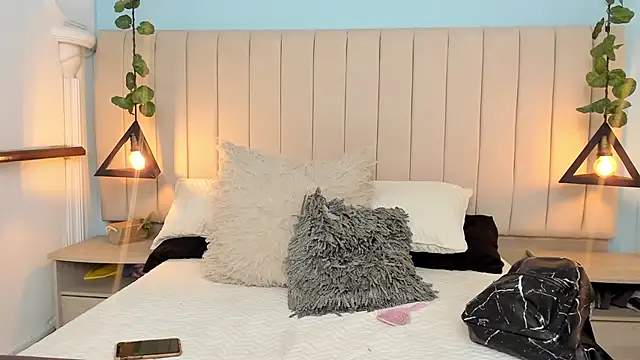 Paulina Lopezz online show from 02-03-25, 09:50