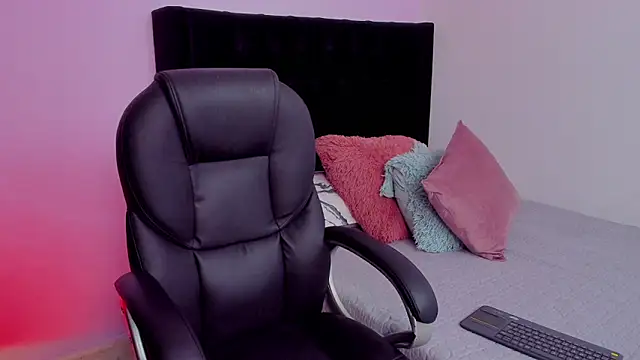 Paulina Lopezz online show from 03-06-26, 08:38