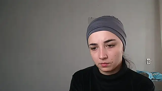 Eva Gloryy online show from 11-25-25, 11:32