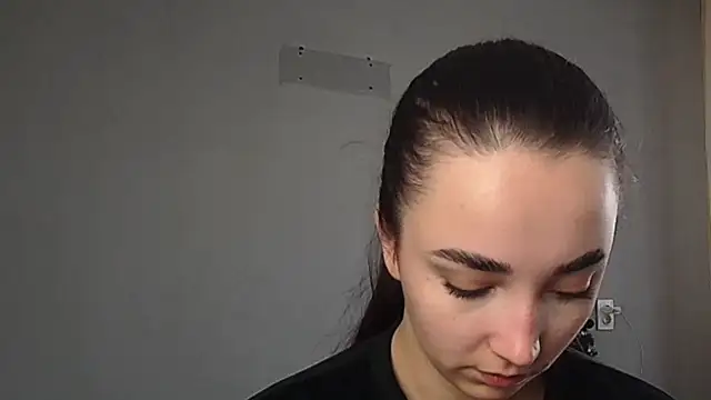 Eva Gloryy online show from 02-10-26, 08:51