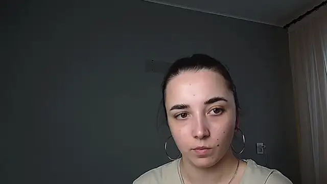 Eva Gloryy online show from 03-30-26, 09:43