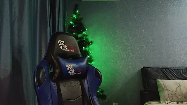 HotBrandyX online show from 12-05-25, 02:25