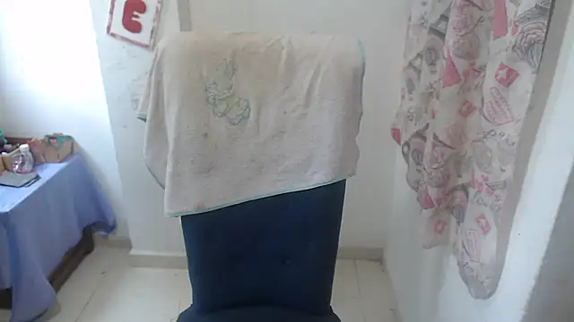 Snapshot of Yohis_Kiut25 chatting on 06-05-26, 06:57 Yohis Kiut25 online show from 06-05-26, 06:57