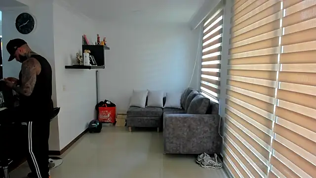 dereckgreen online show from 04-24-26, 06:43