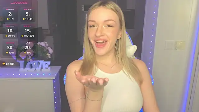 MargaretSweet1 online show from 11-02-25, 01:08