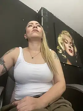 viktoria davis  online show from 03-07-26, 10:07