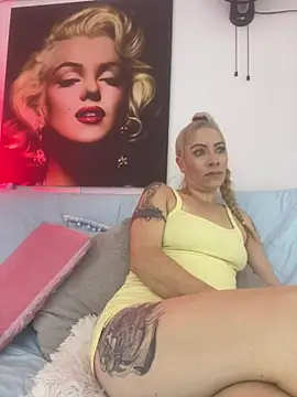 viktoria davis  online show from 06-02-26, 12:01