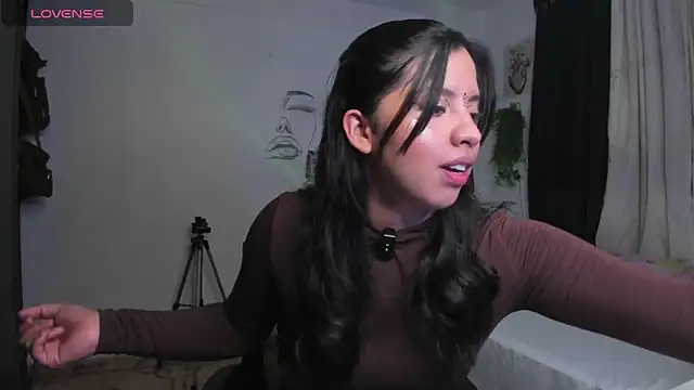 Snapshot of byanabrown chatting on 10-24-25, 12:19 byanabrown online show from 10-24-25, 12:19