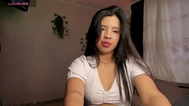 Snapshot of byanabrown chatting on 12-14-25, 10:47 byanabrown online show from 12-14-25, 10:47