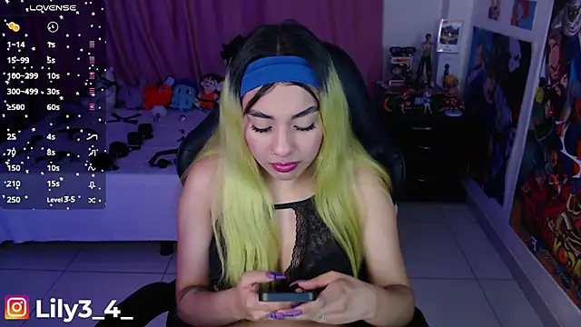 lily3 4 online show from 06-17-26, 07:11