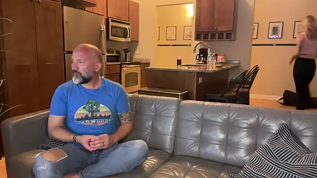 Snapshot of Officiallyonlytams chatting on 11-04-25, 01:59 Officiallyonlytams online show from 11-04-25, 01:59