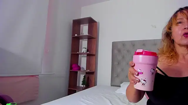 Dayana  Ospina online show from 02-20-25, 07:41