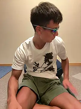 Snapshot of ki--kun chatting on 07-18-26, 02:54 ki--kun online show from 07-18-26, 02:54