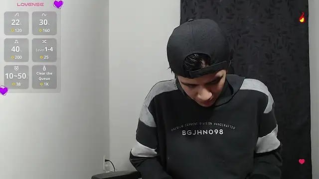 Snapshot of Dha_lia0 chatting on 03-21-25, 06:49 Dha lia0 online show from 03-21-25, 06:49