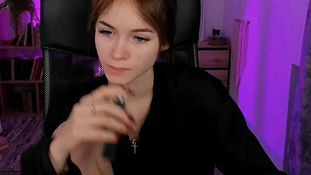 DakotaaJohnnson online show from 03-01-25, 11:39