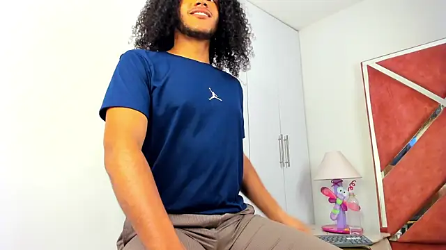 Snapshot of DanteAndKyle chatting on 03-17-25, 01:03 DanteAndKyle online show from 03-17-25, 01:03