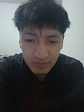 Snapshot of Tonny52123 chatting on 06-14-26, 02:24 Tonny52123 online show from 06-14-26, 02:24