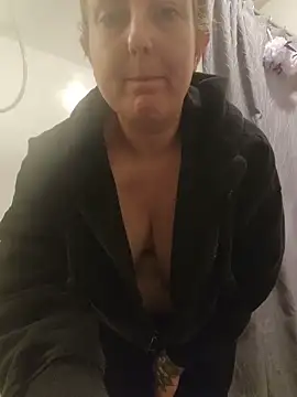 TattedMamaXOXO online show from 04-06-26, 01:56