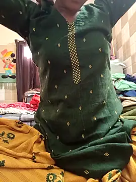 Snapshot of chocobbsimarn chatting on 03-13-25, 10:57 chocobbsimarn online show from 03-13-25, 10:57