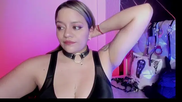 victoria  floyd online show from 09-10-25, 09:26