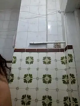 Snapshot of majdolin78 chatting on 03-12-25, 07:28 majdolin78 online show from 03-12-25, 07:28