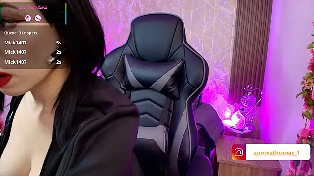 Aurora thomas  1 online show from 10-20-25, 12:55