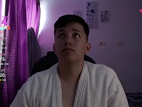 Alan red online show from 09-08-25, 03:44