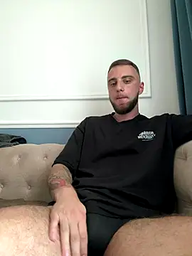 Snapshot of Ohhh_pleasure chatting on 12-14-25, 04:07 Ohhh pleasure online show from 12-14-25, 04:07