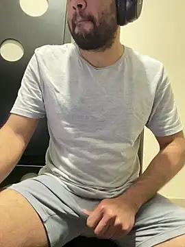 miguelale31 online show from 01-18-25, 09:45