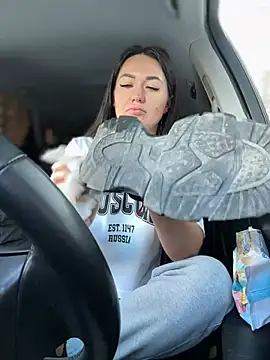 Snapshot of _Vaali_ chatting on 01-23-25, 05:35 Vaali online show from 01-23-25, 05:35