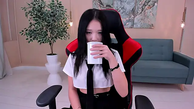 AnneCurtis online show from 02-25-25, 12:34